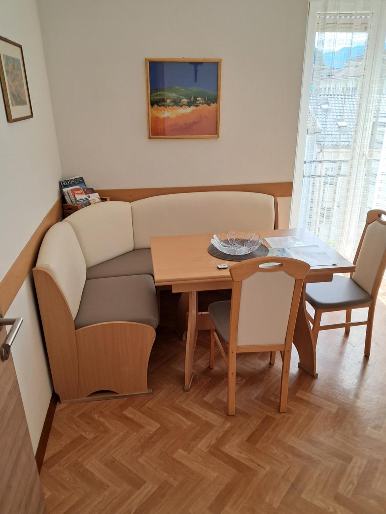 Guesthouse48 Bozen Extérieur photo